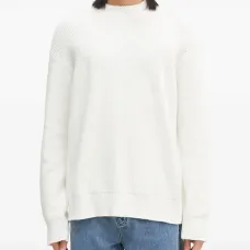 Свитер с логотипом и круглым вырезом