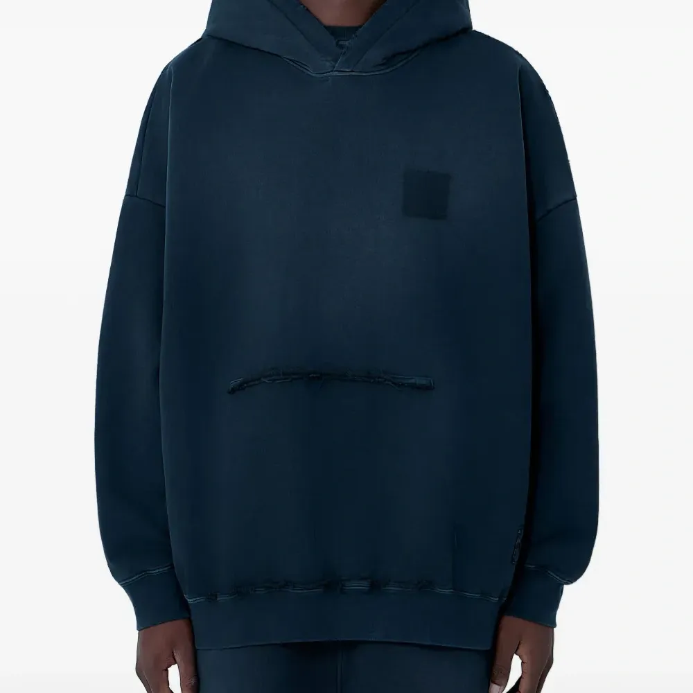 Толстовка с капюшоном и фактурной тканью