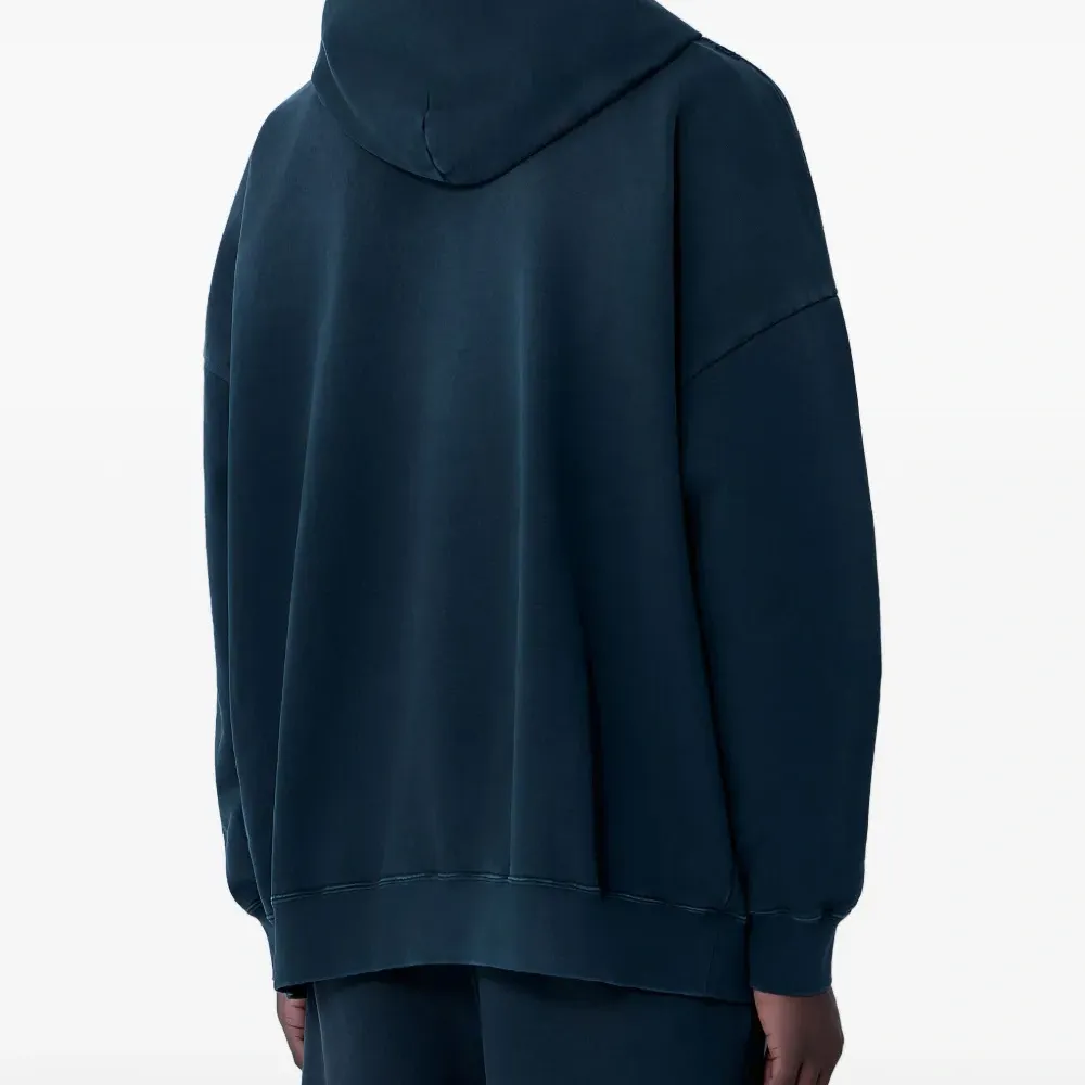 Толстовка с капюшоном и фактурной тканью