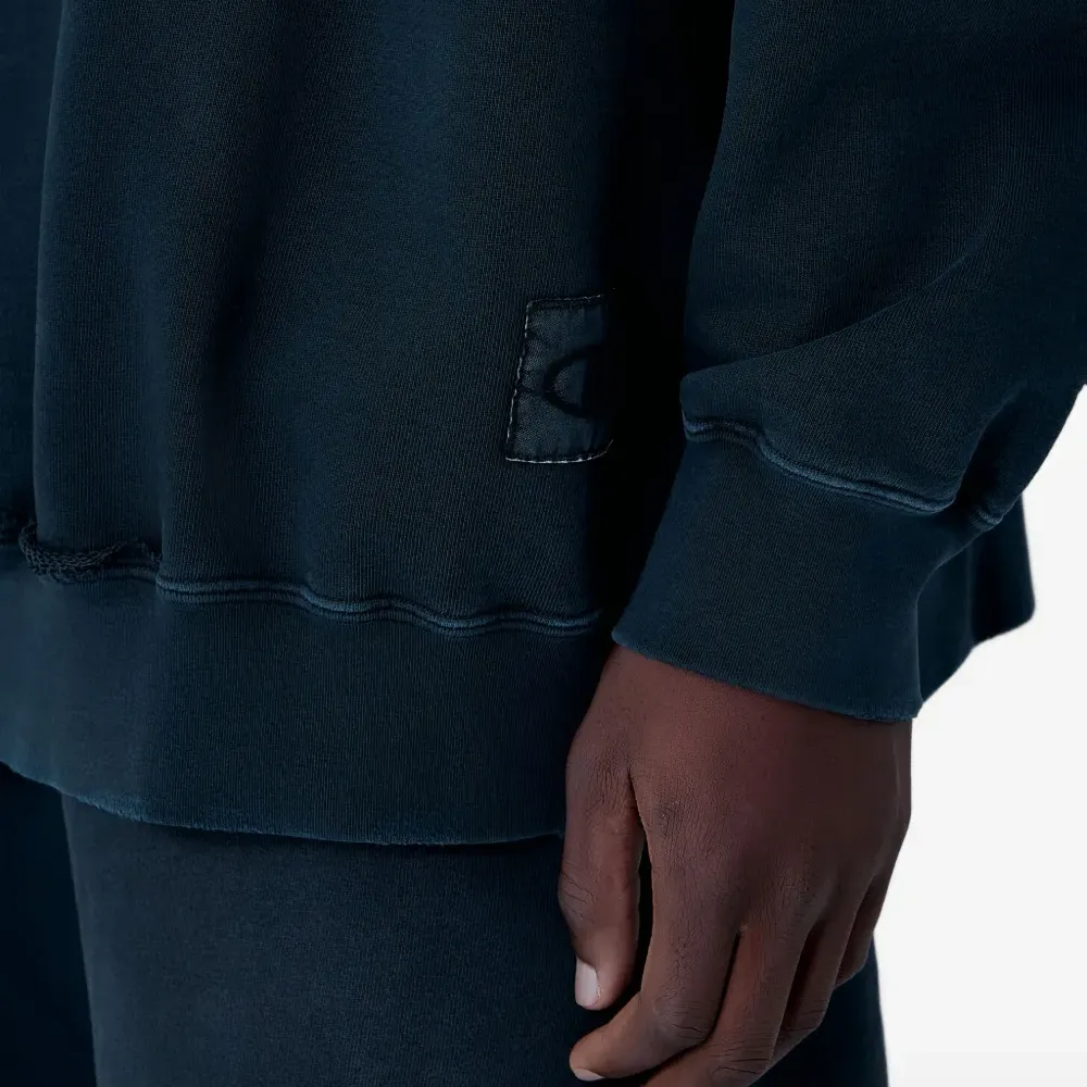 Толстовка с капюшоном и фактурной тканью