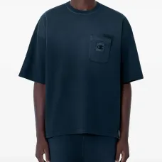 Футболка с накладным карманом
