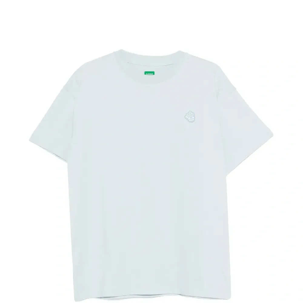 Футболка с нашивкой-логотипом