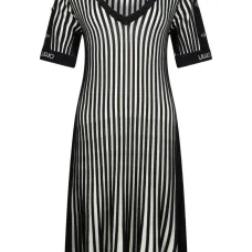 Платье в рубчик с полосками