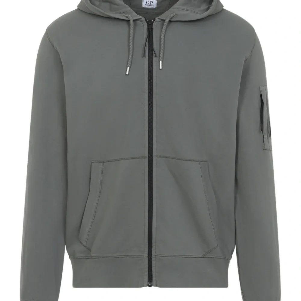 Толстовка на молнии с капюшоном