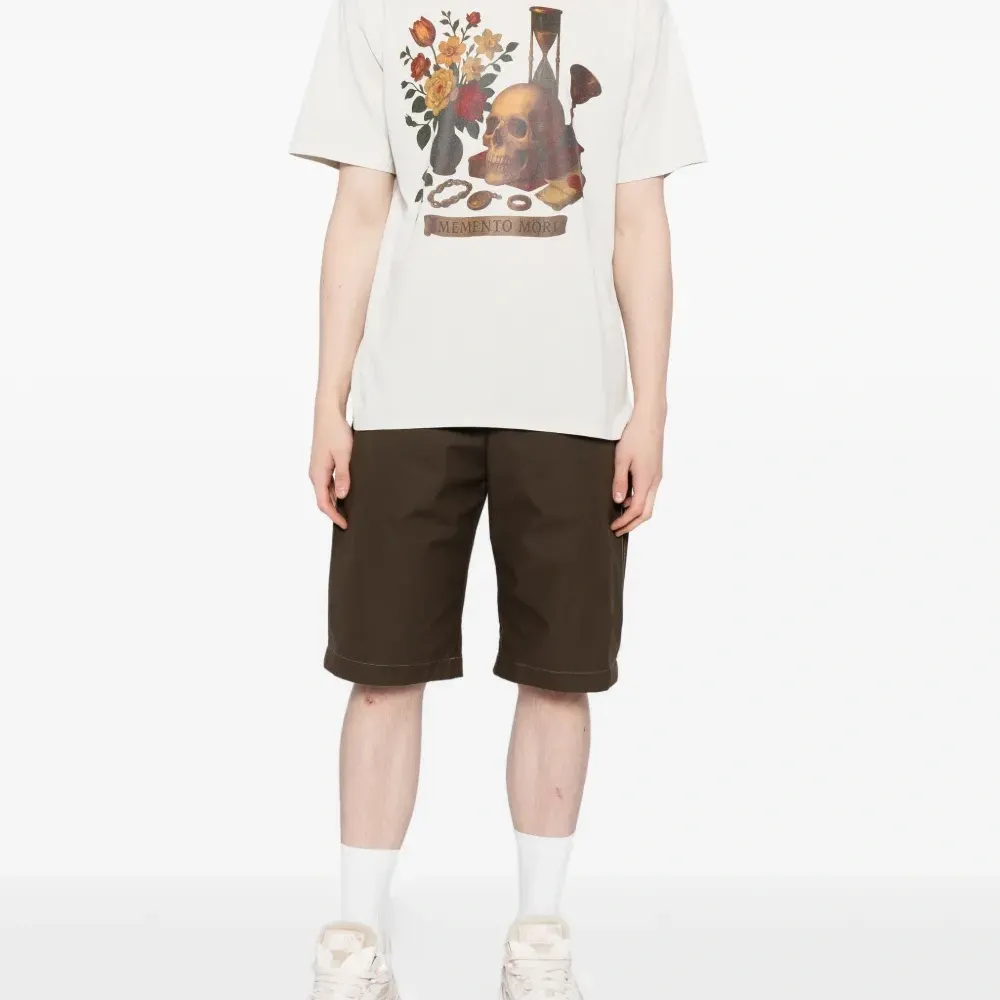 Футболка с графическим принтом