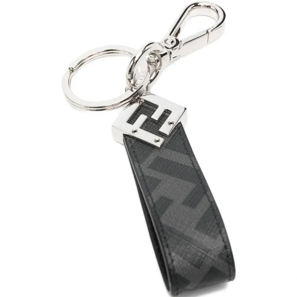 Брелок с логотипом