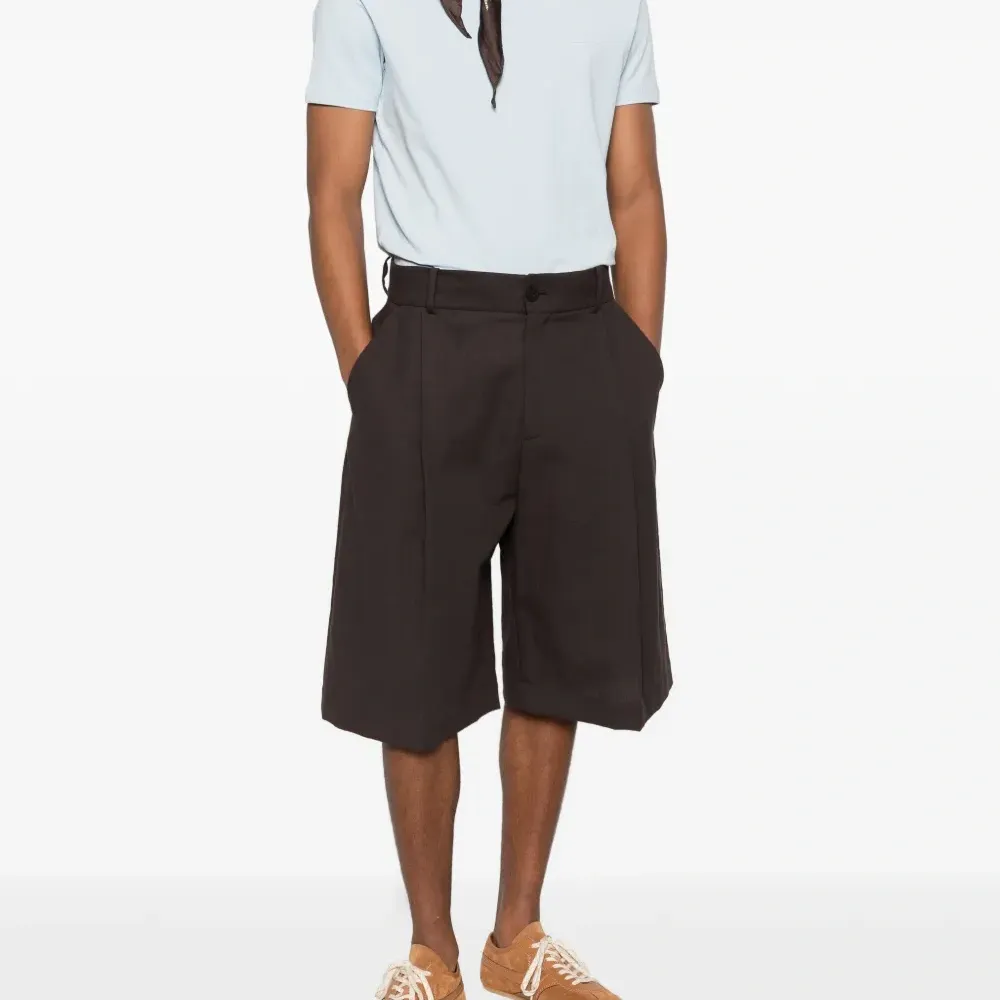 Футболка с логотипом