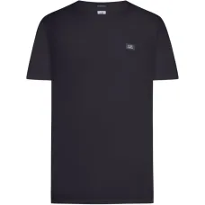 Футболка с нашивкой