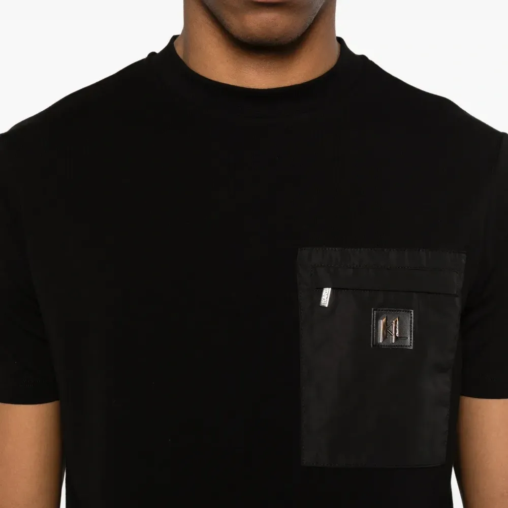 Футболка с логотипом