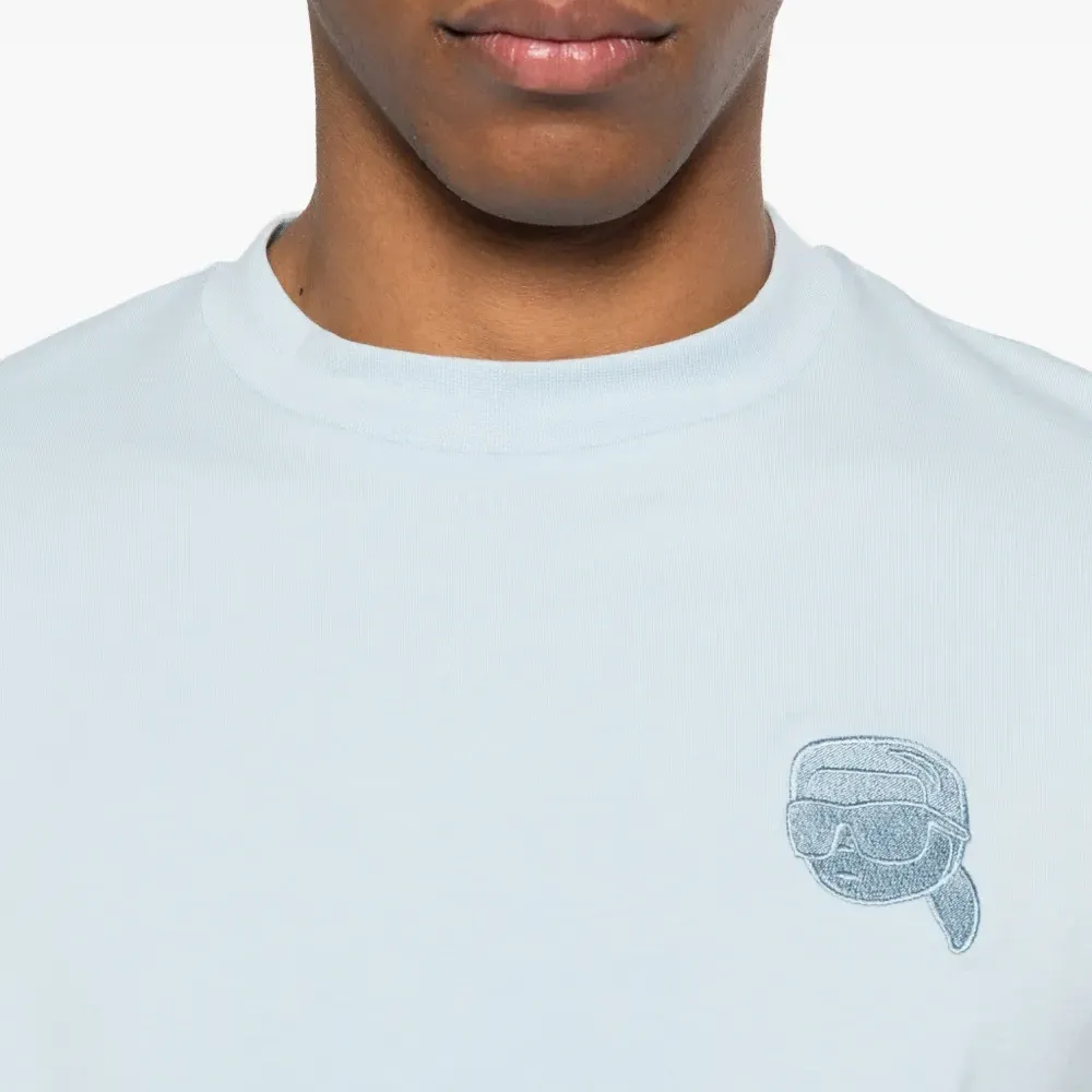 Футболка с логотипом