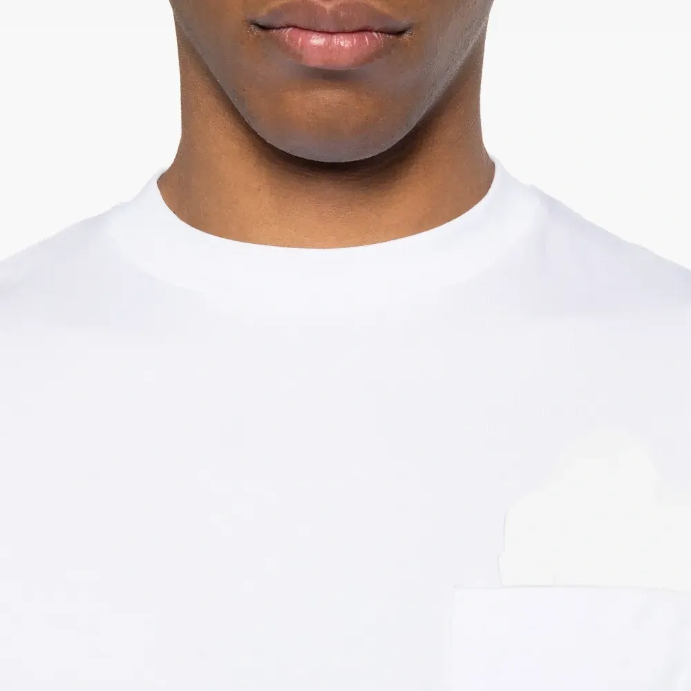 Футболка с логотипом