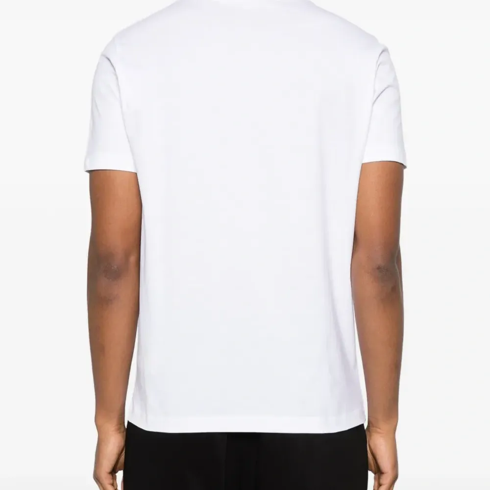 Футболка с логотипом