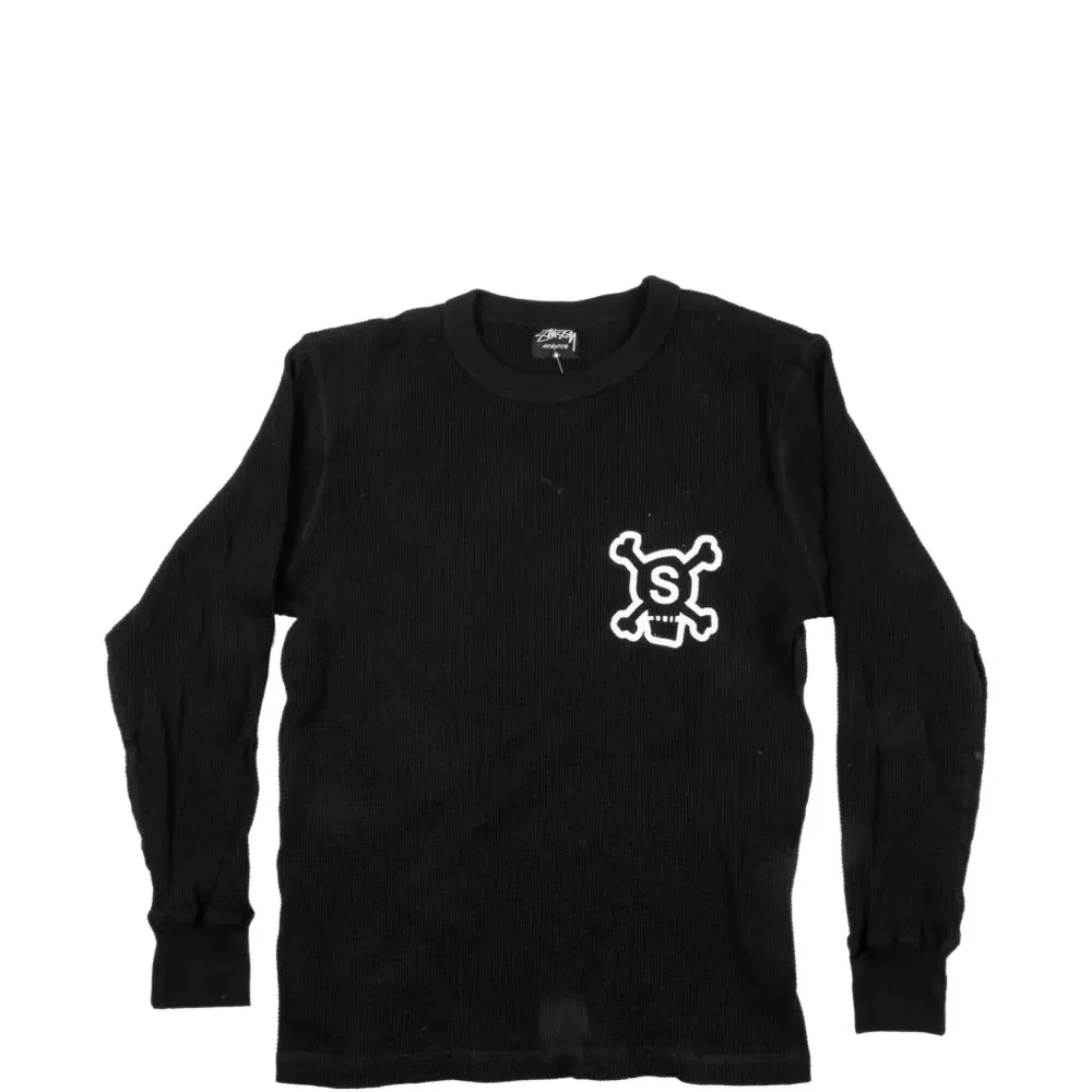 Лонгслив с принтом черепа