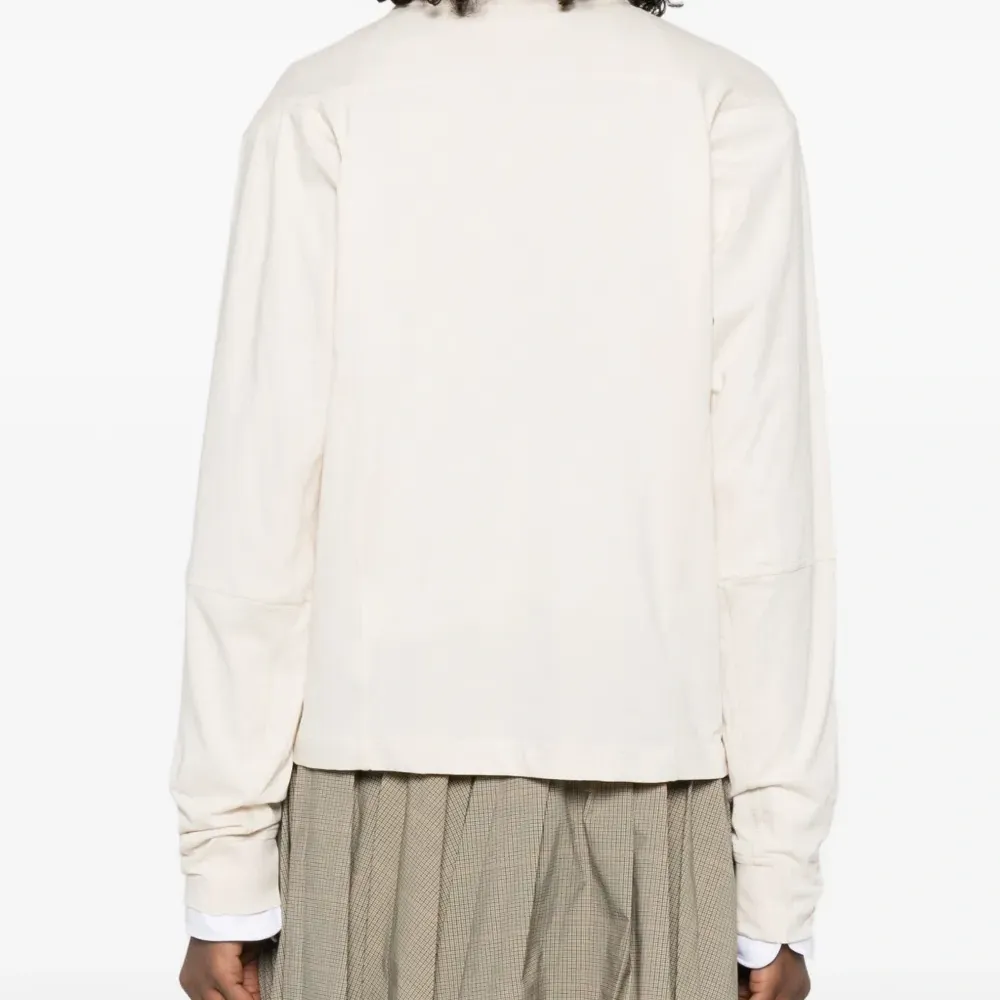 Футболка с длинными рукавами Футболка с длинными рукавами