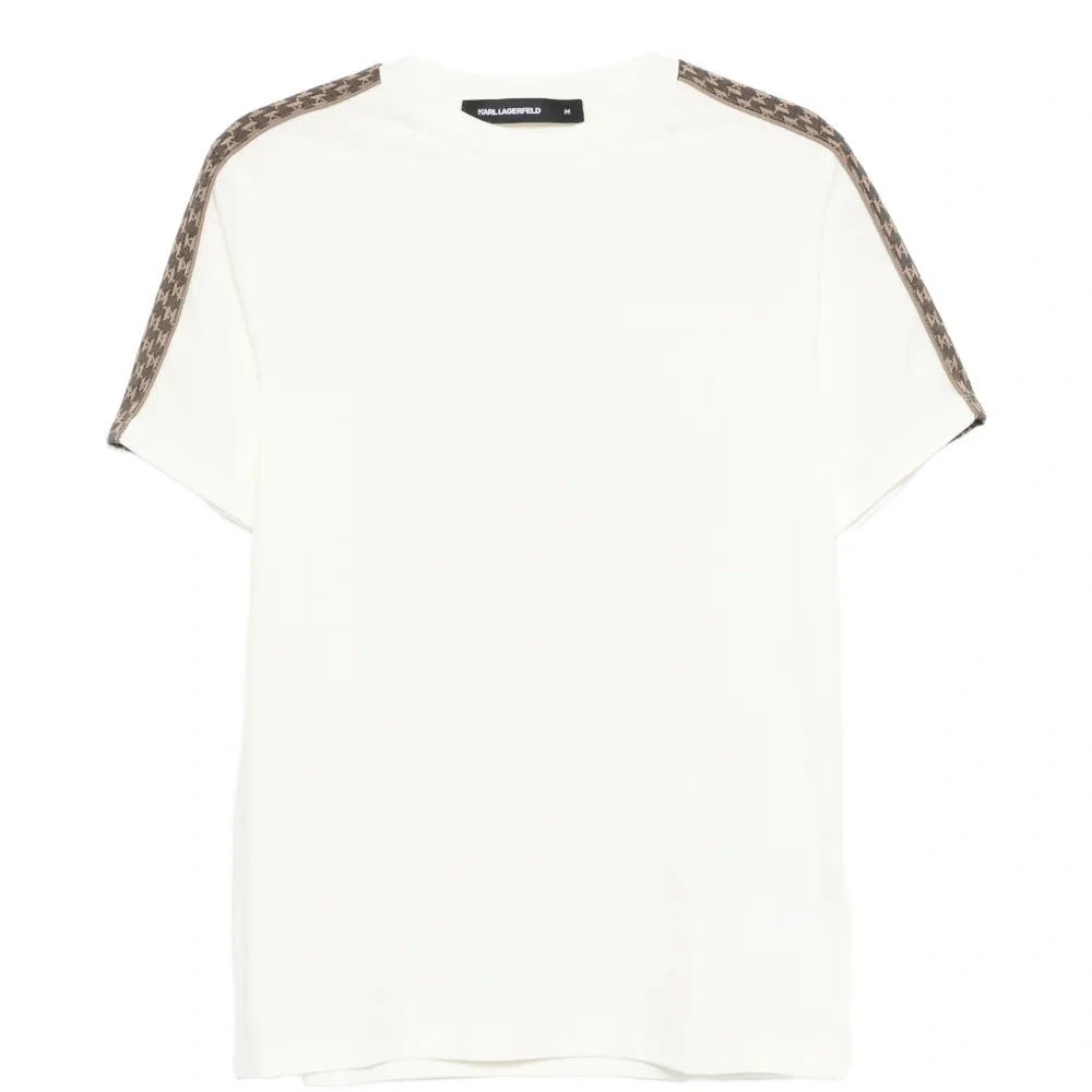 Футболка с логотипом