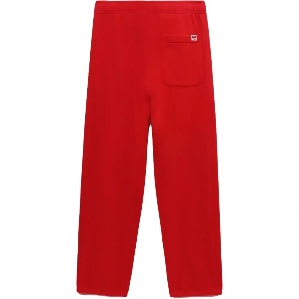 Брюки с накладными карманами