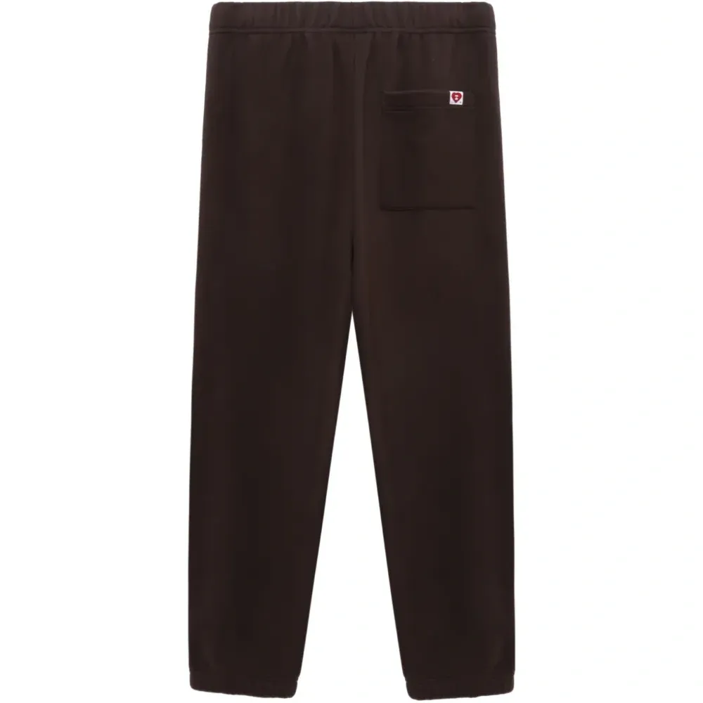 Брюки с нашивками