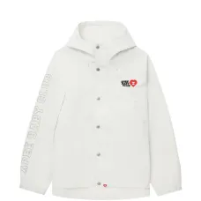 Куртка с капюшоном и логотипом