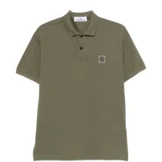 Поло с логотипом на пуговицах