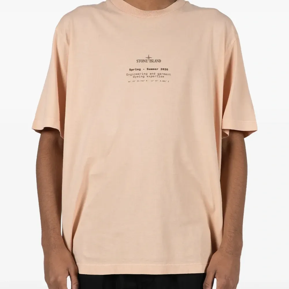 Футболка с принтом логотипа