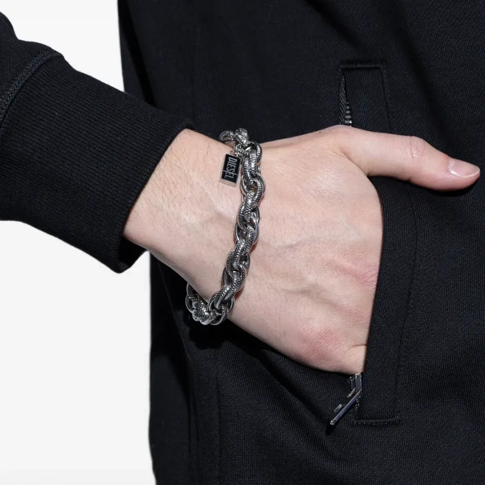 Браслет-цепочка с биркой