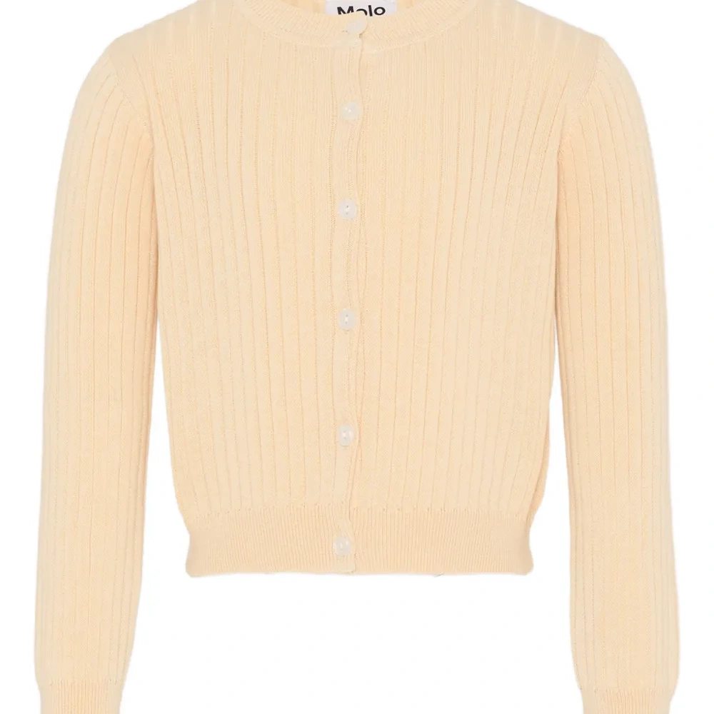 Кардиган в рубчик на пуговицах