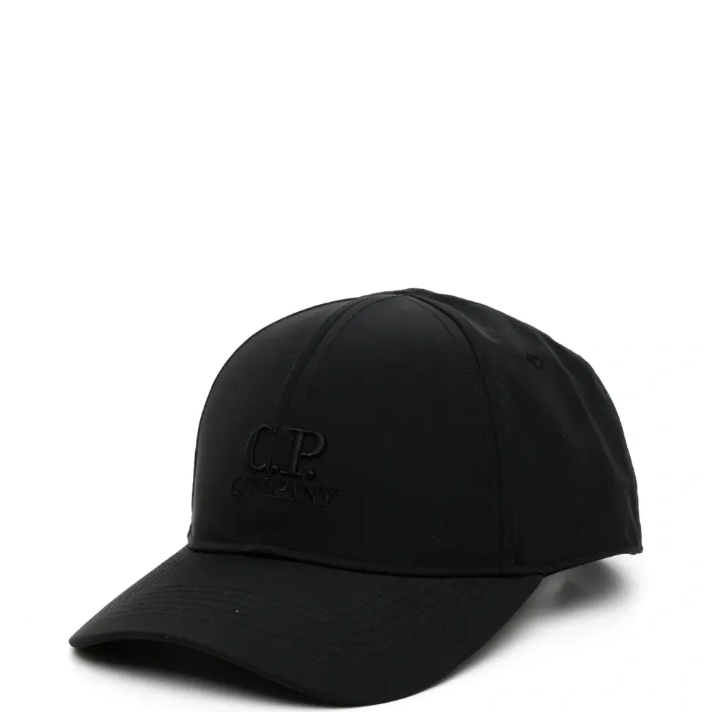 Бейсболка с логотипом