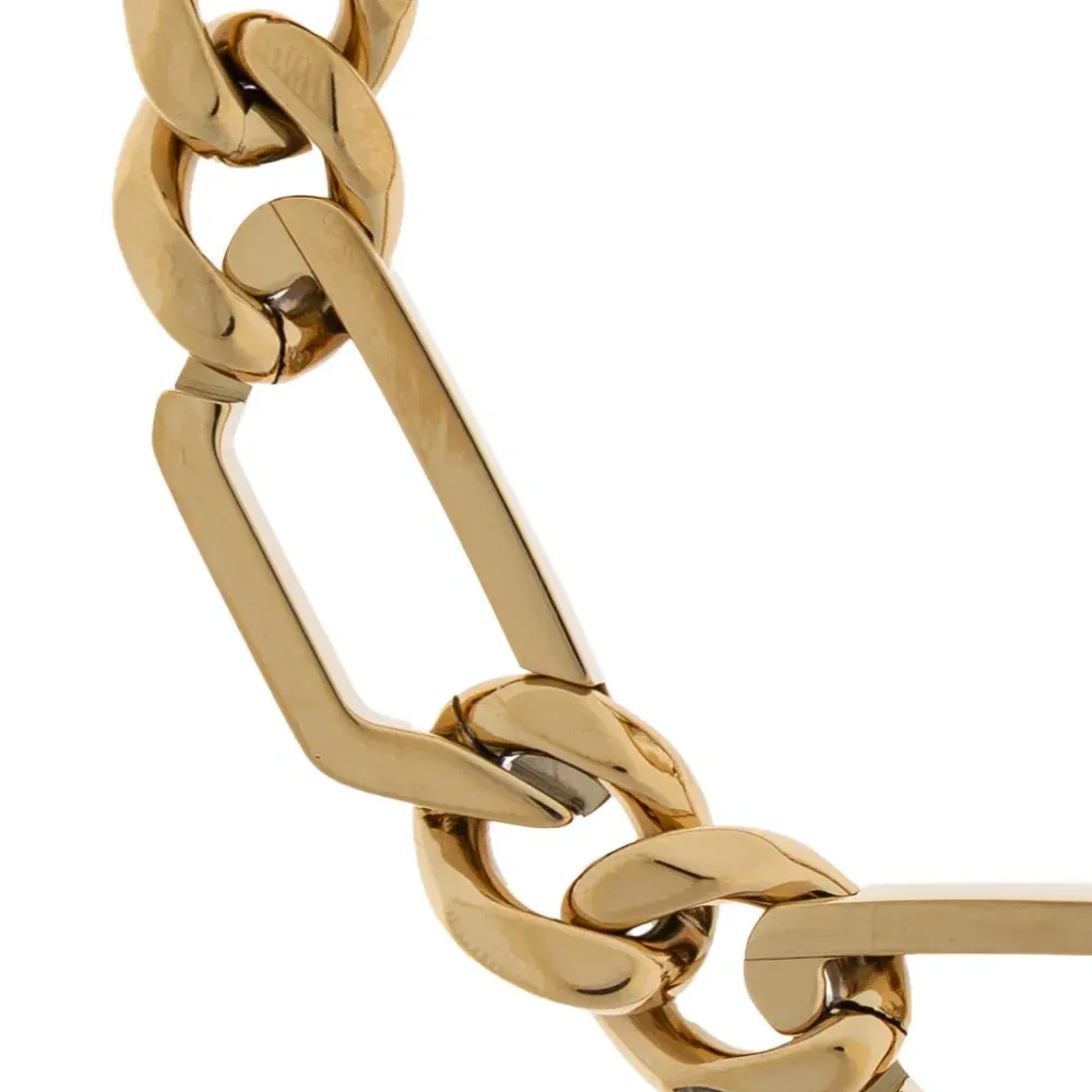 Браслет с цепочкой и логотипом