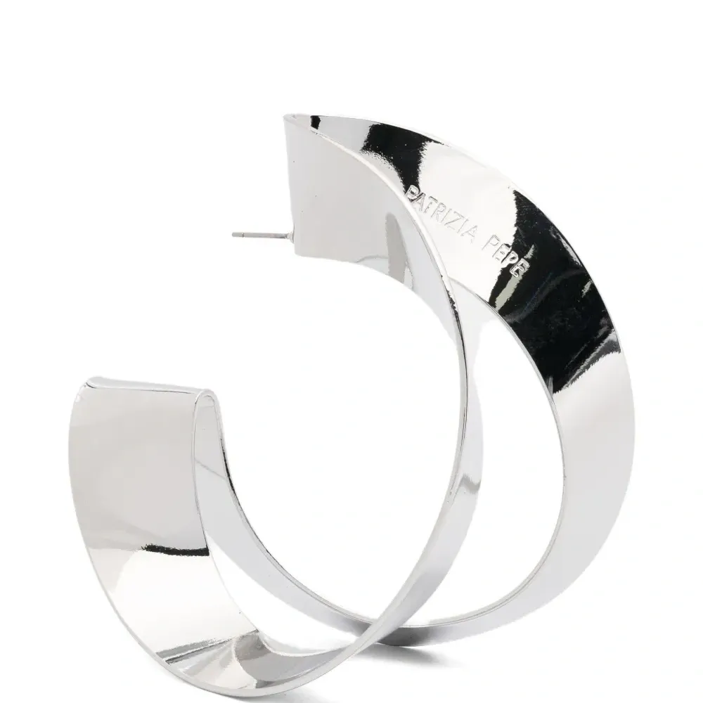 Серьги с гравировкой логотипа