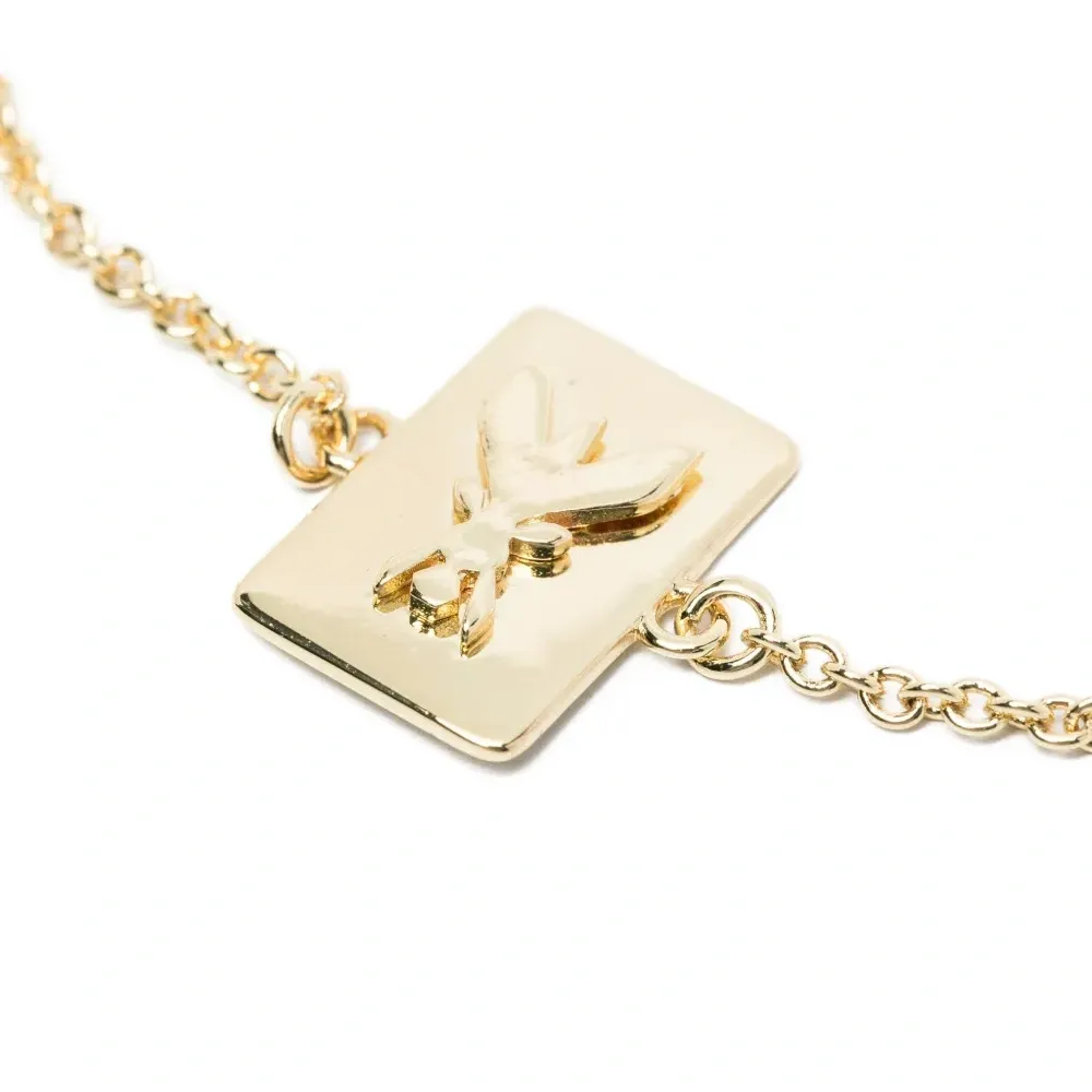 Браслет с украшением в виде мушки