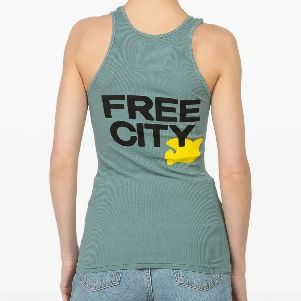 Майка с принтом 1999