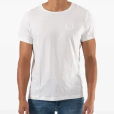 Футболка с нашивкой Футболка с нашивкой