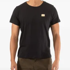 Футболка с нашивкой Футболка с нашивкой