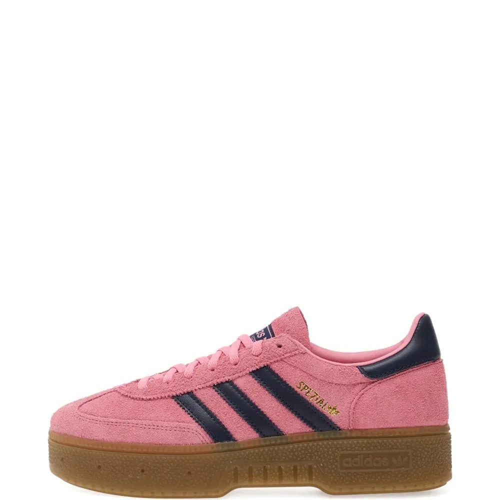 Кроссовки Handball Spezial Bold с тремя полосками и приподнятой подошвой