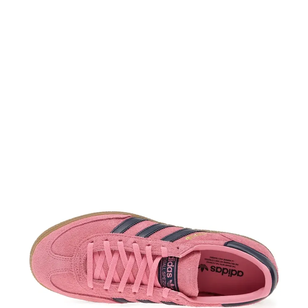 Кроссовки Handball Spezial Bold с тремя полосками и приподнятой подошвой