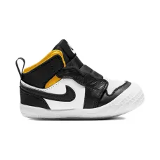 Кожаные кроссовки для младенцев