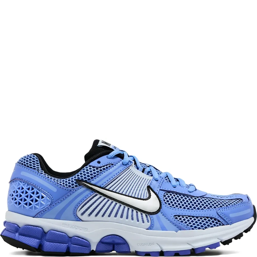 Кроссовки Zoom Vomero 5 на шнуровке