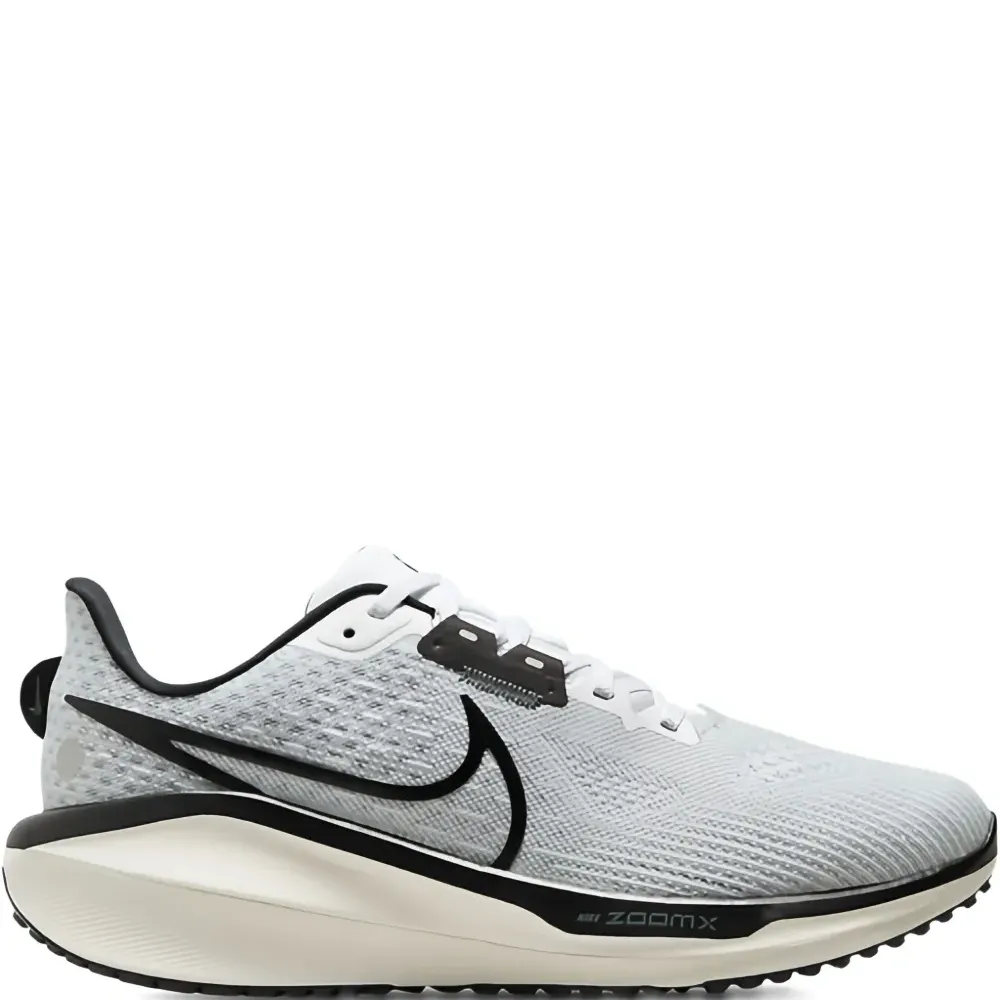 Кроссовки Vomero 17