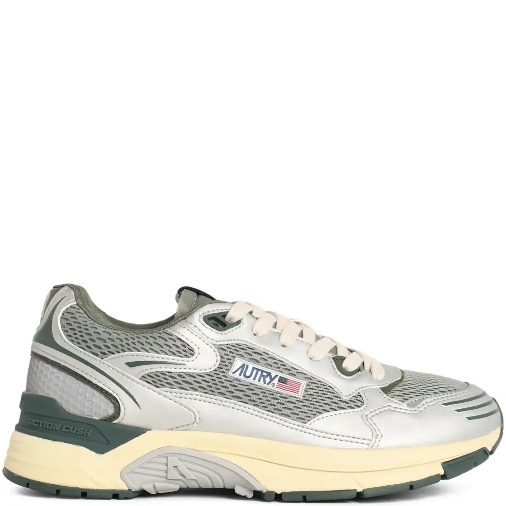 Кроссовки Hyperway с микроперфорацией