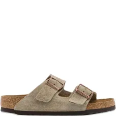 Сандалии Arizona с ремешками и пряжками