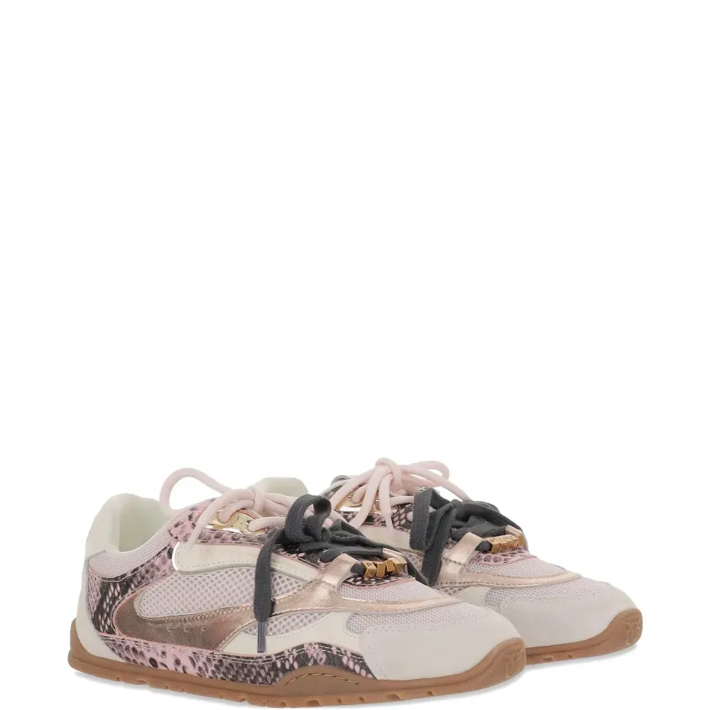 Кроссовки с вставками