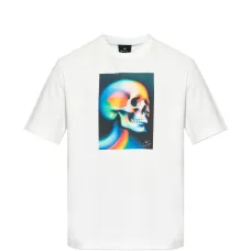 Футболка с принтом в виде черепа Футболка с принтом в виде черепа