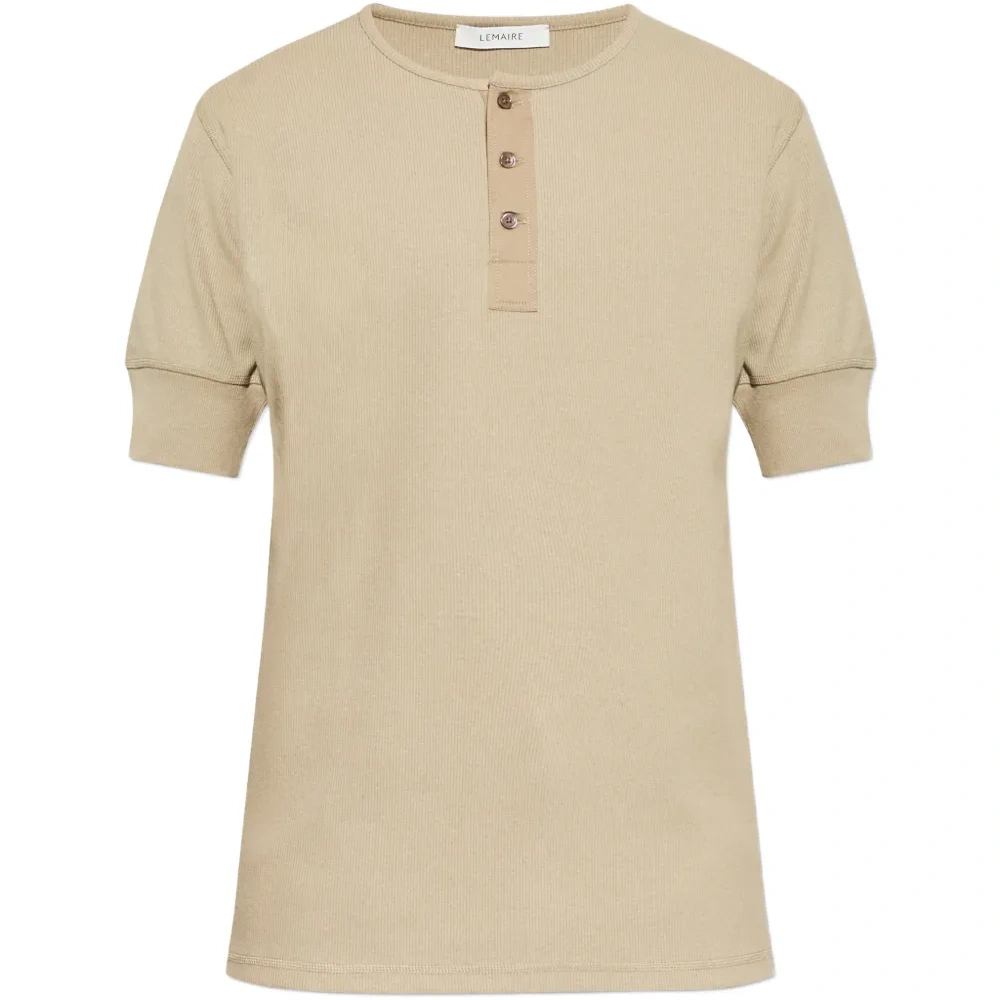 Футболка с короткими рукавами и наполовину застёгивающейся планкой