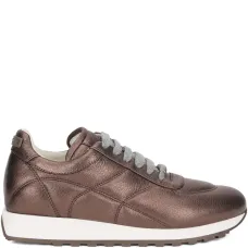 Стёганые кроссовки на шнуровке