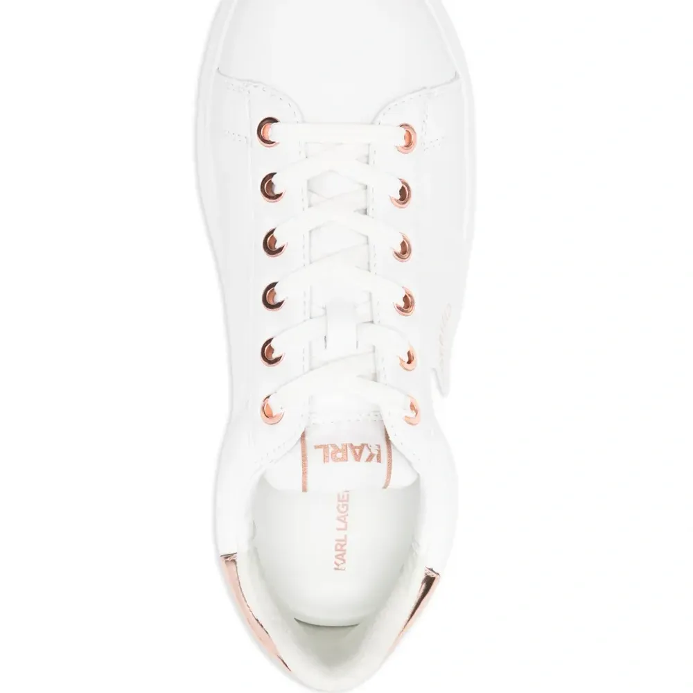 Кроссовки Kapri