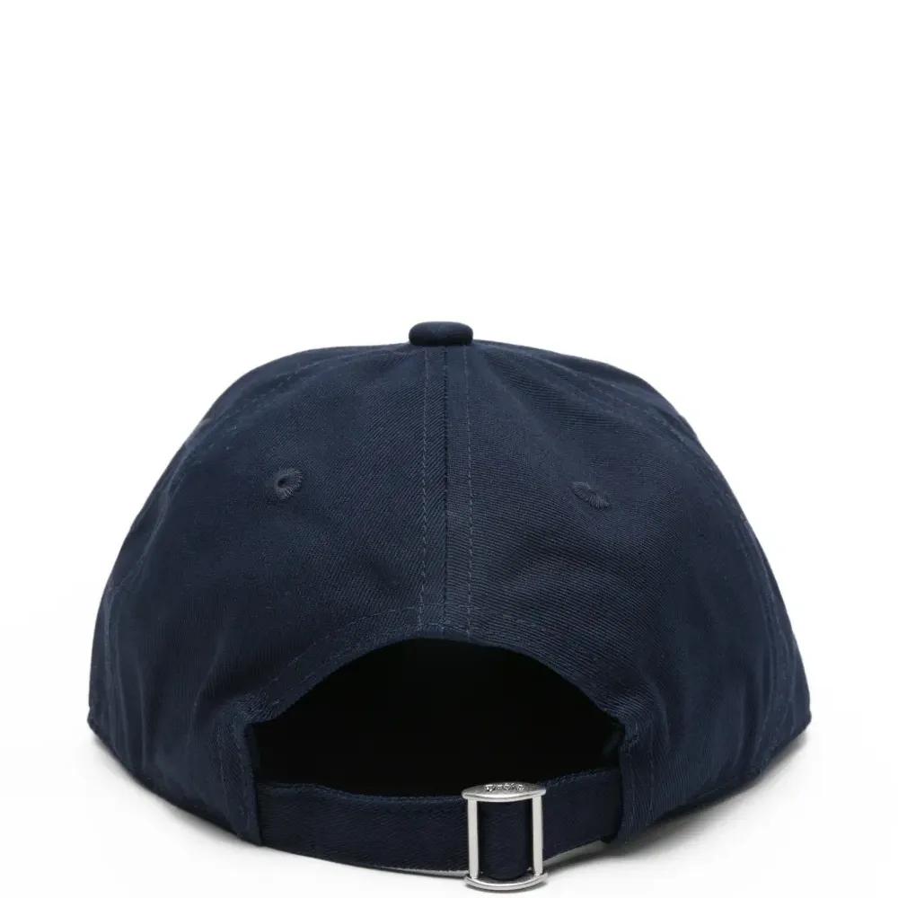 Бейсболка с лозунгом "Rose"