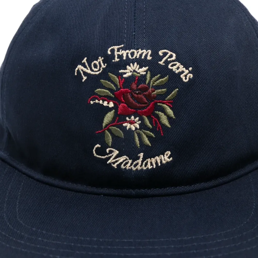 Бейсболка с лозунгом "Rose"