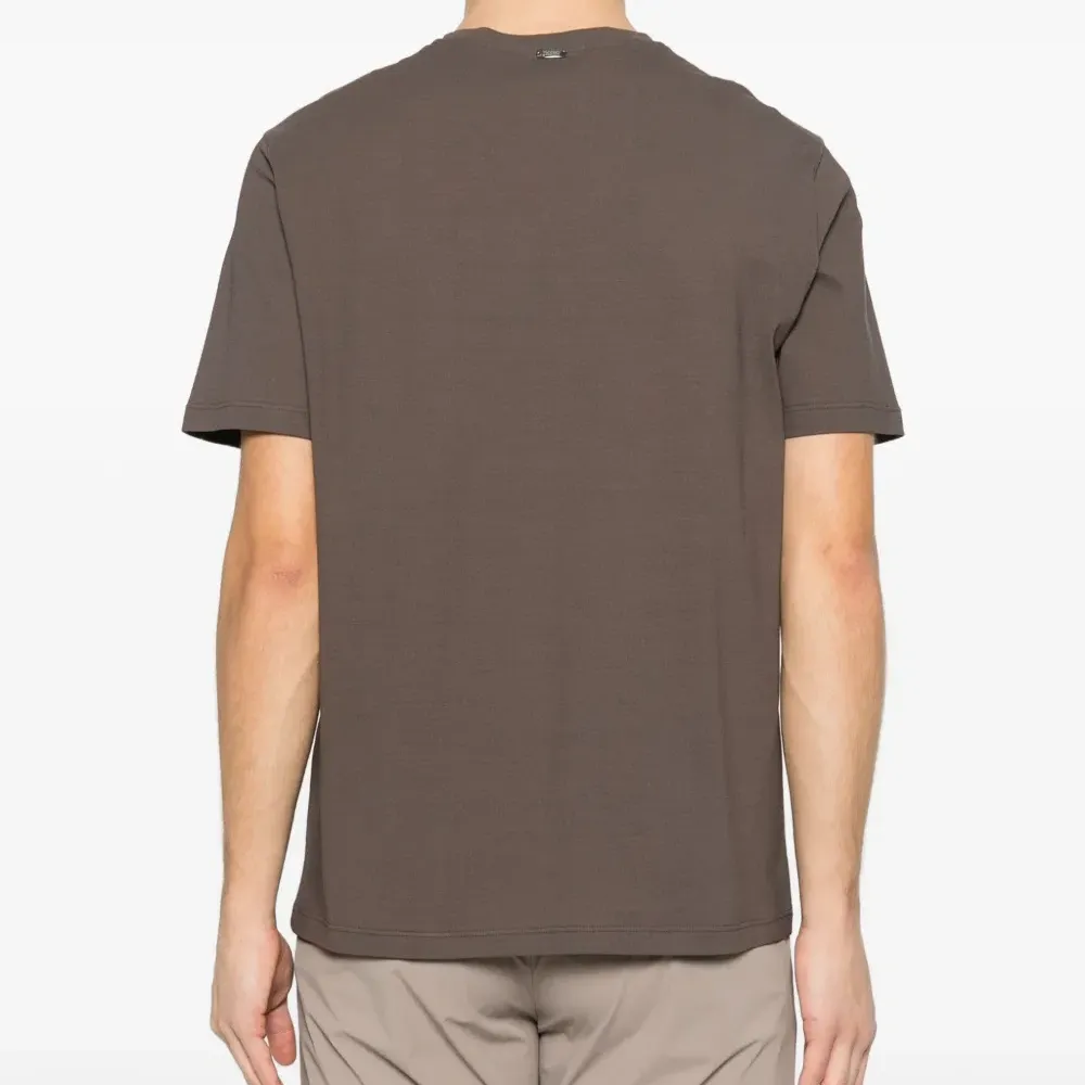 Футболка с круглым вырезом