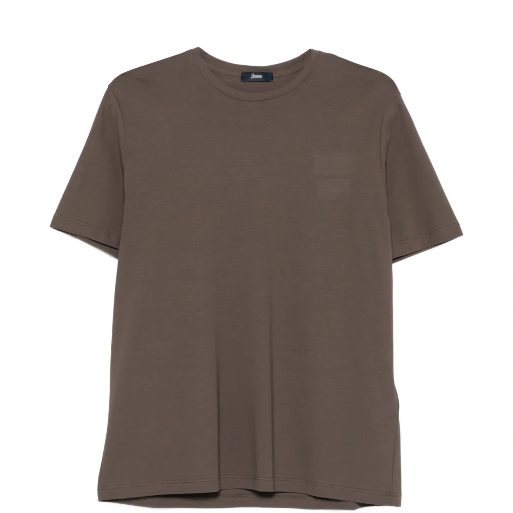 Футболка с круглым вырезом