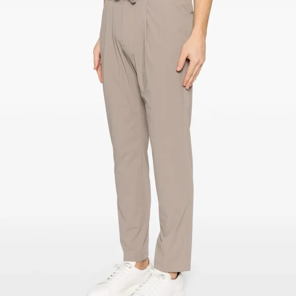 Плиссированные брюки на кулиске